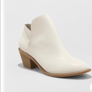 Off white ankle boots